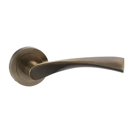 Uksekäepide, sisetingimustes Domoletti Antique Brass A01-32, messingi v.