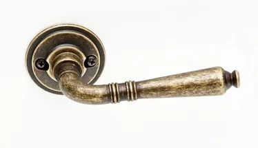 Uksekäepide, sisetingimustes Valnes Antique 40/202, messingi v.